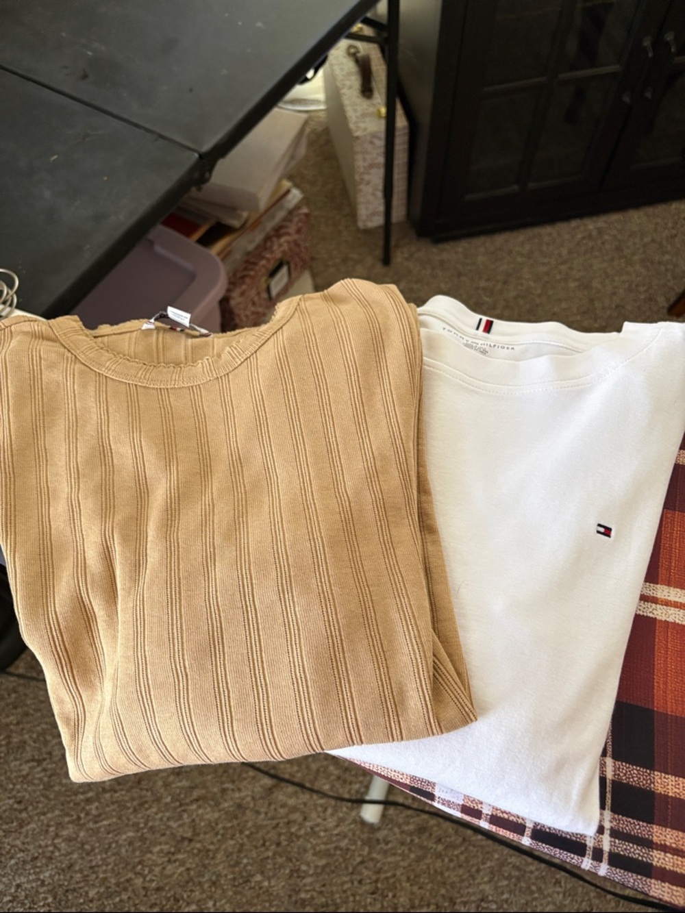 Tommy Hilfiger White Crewneck & Tan Ribbed Sweater Duo woman’s worn once